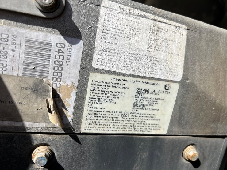 freightliner-cst120-image-70