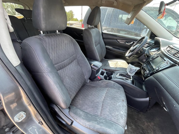2018-nissan-rogue-image-93