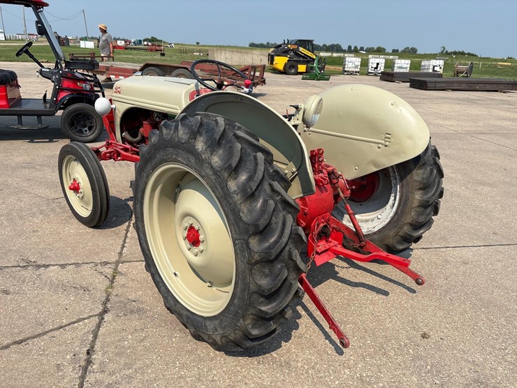 ford-8n-image-4