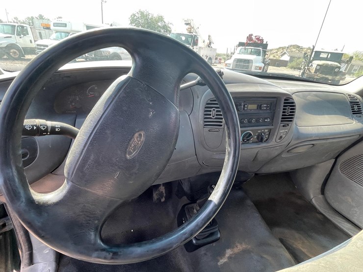 2000-ford-f150-image-33