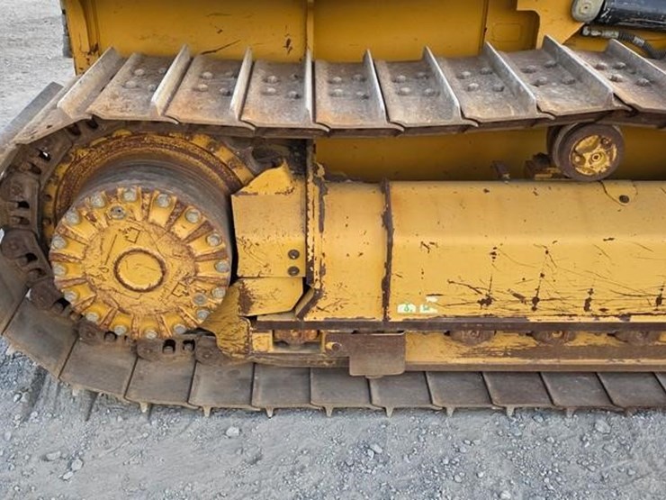 2017-caterpillar-d5k2-xl-image-32