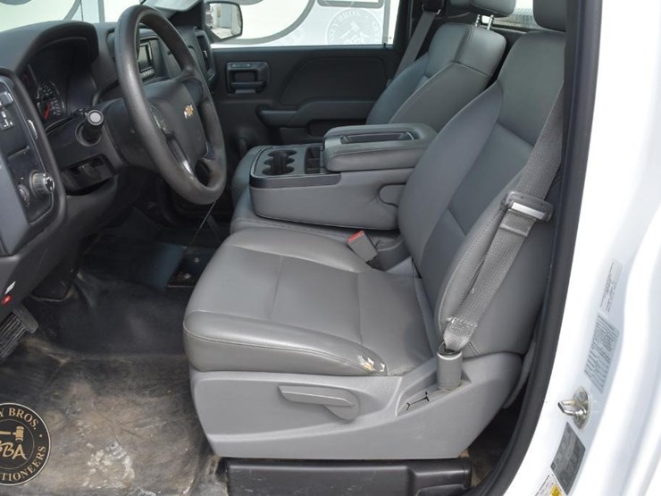 2015-chevrolet-silverado-1500-image-15