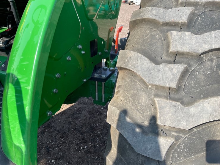 2022-john-deere-5055e-image-27