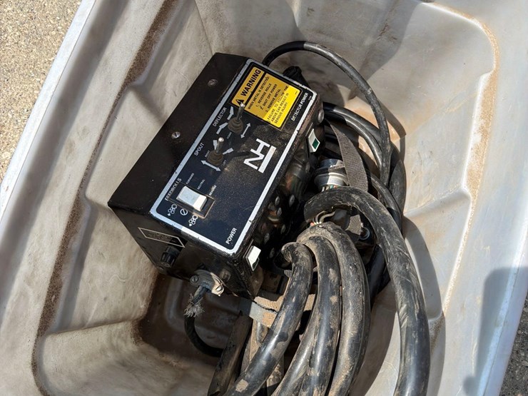new-holland-900-image-34