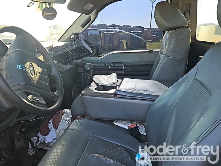 2016-ford-f550-sd-image-23