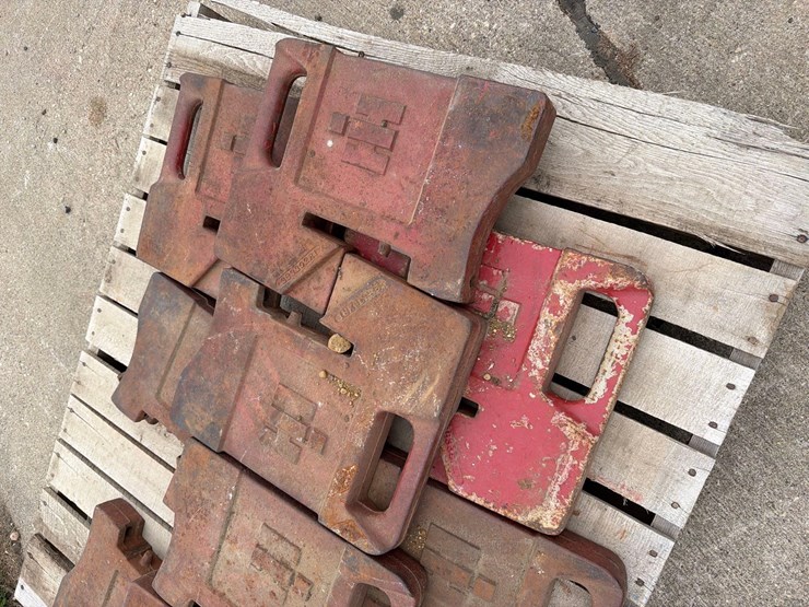 10-international-stamped-suitcase-weights-image-2