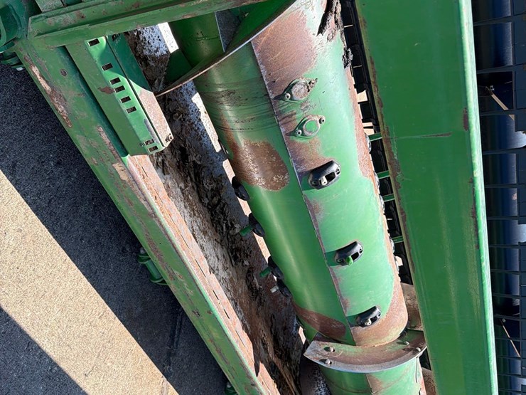 john-deere-630f-image-22