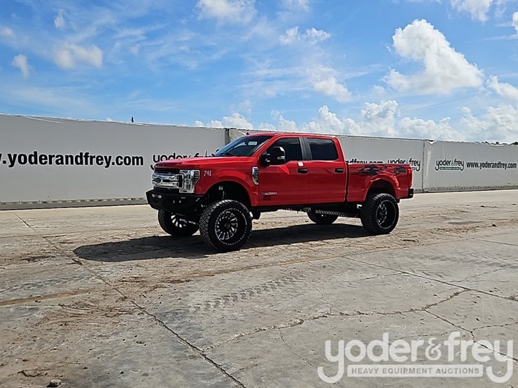 2019-ford-f250-xl-image-2
