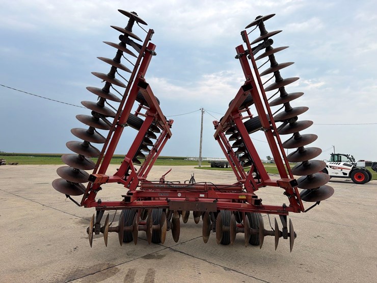 case-ih-3900-image-4
