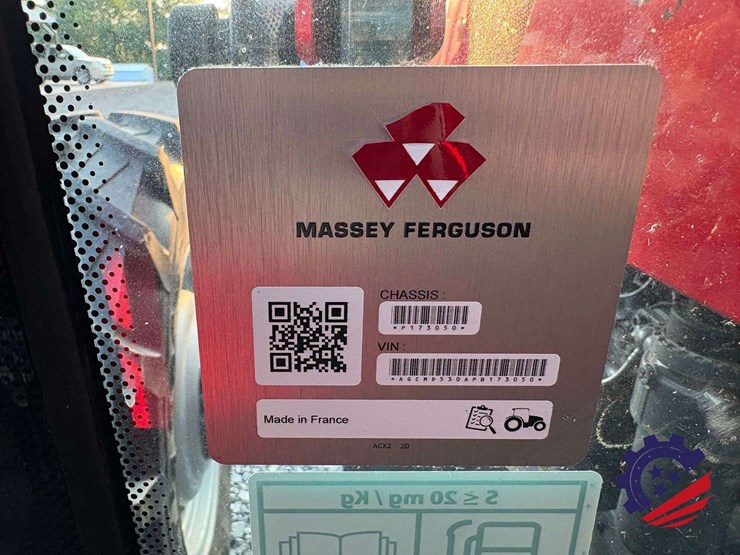 2023-massey-ferguson-5711-image-82