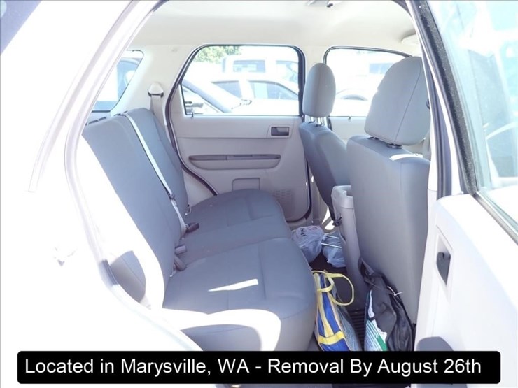 2012-ford-escape-image-23