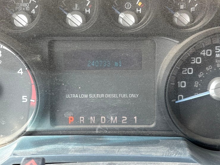 2015-ford-f350-image-40