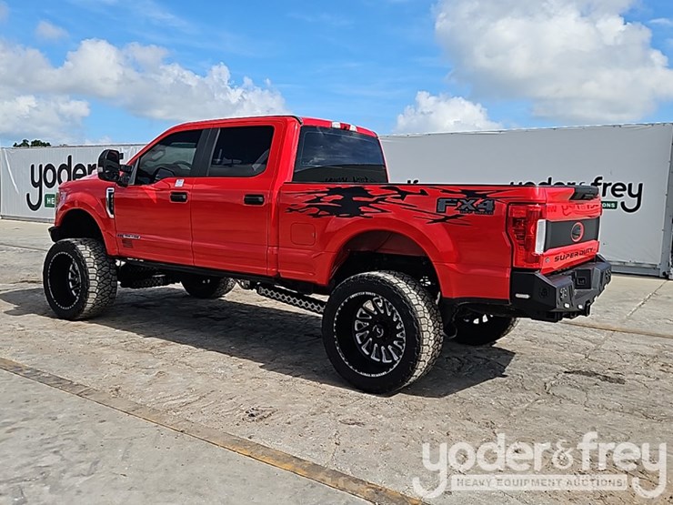 2019-ford-f250-xl-image-4