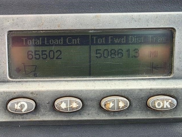 2011-caterpillar-740-image-68