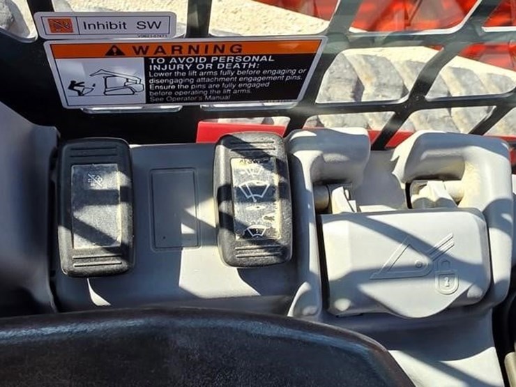 kubota-svl75-2-image-48