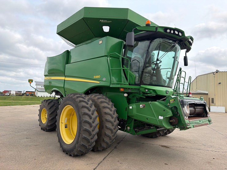 2012-john-deere-s680-image-3