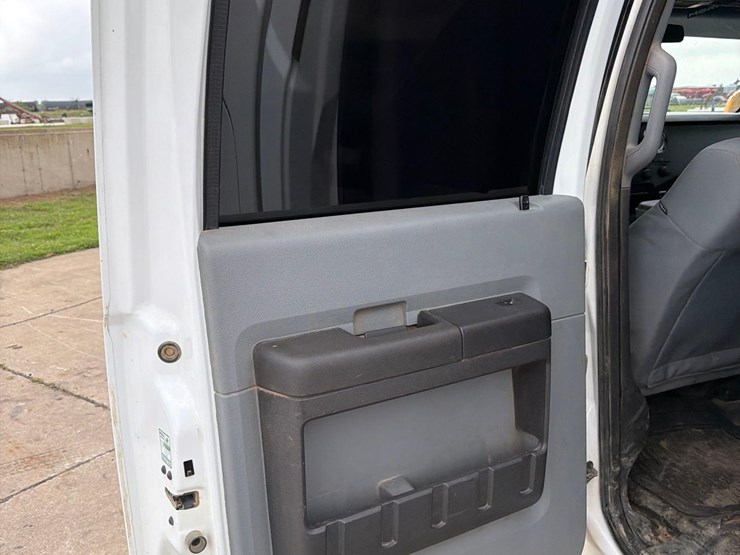 2015-ford-f250-image-25