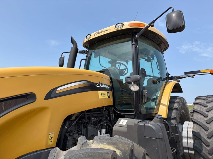 2011-challenger-mt675c-image-12