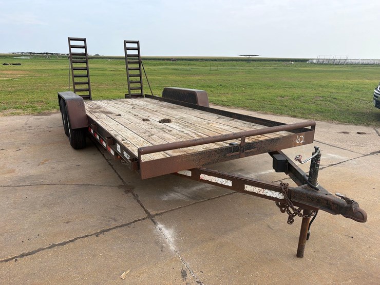 dct-81”-x-18ft-bumper-hitch-flatbed-image-1
