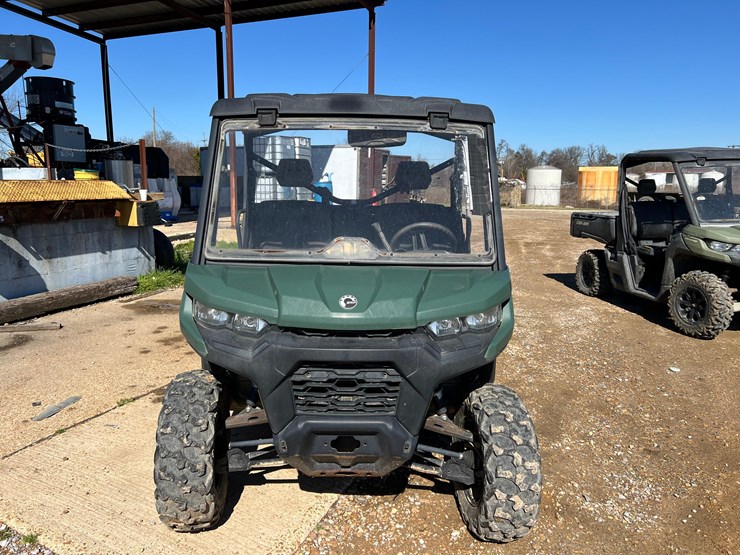 can-am-defender-image-2