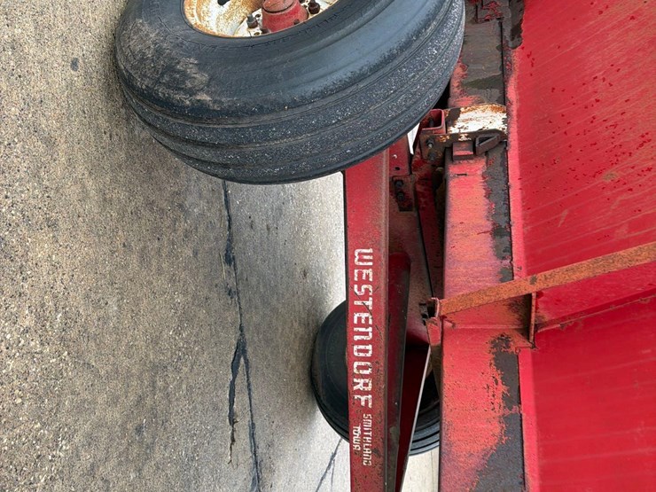 roda-12ft-rear-unload-metal-silage-wagon-image-12