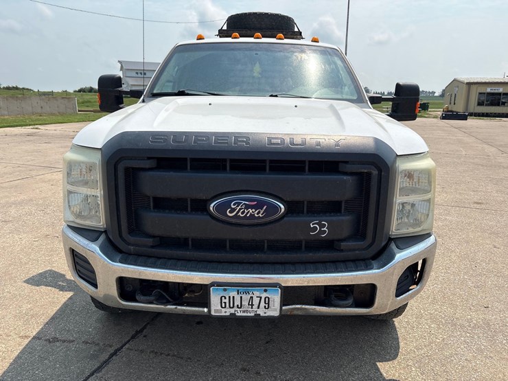 2015-ford-f350-image-17