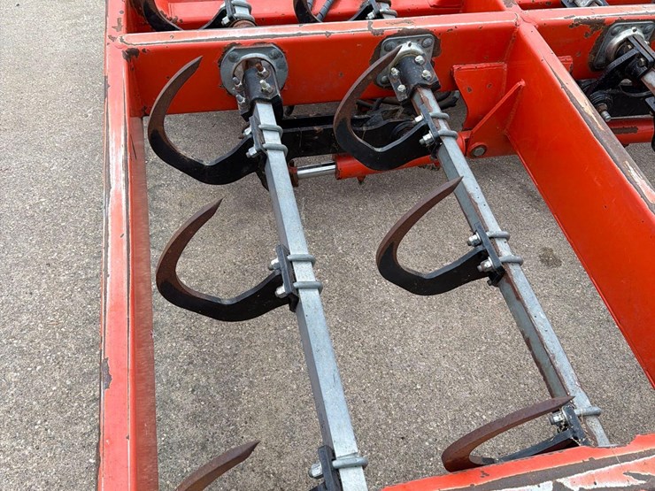 jrb-416-mount-bale-accumulator-image-9