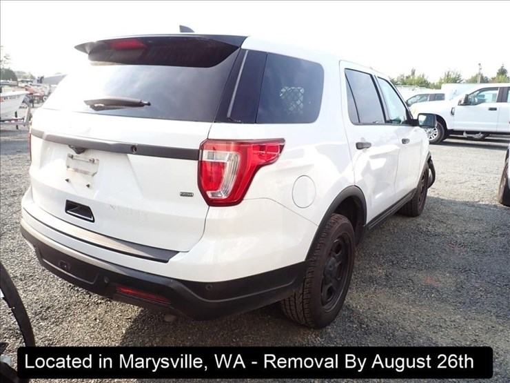 2018-ford-explorer-image-10