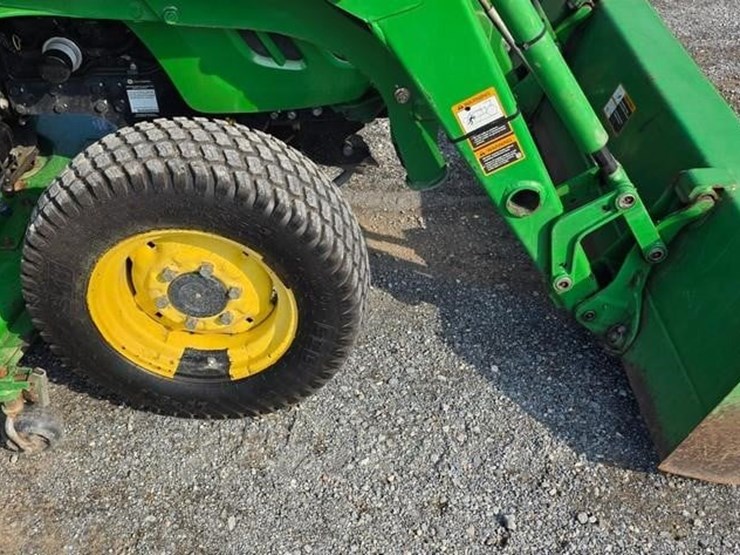 2013-john-deere-3520-image-8