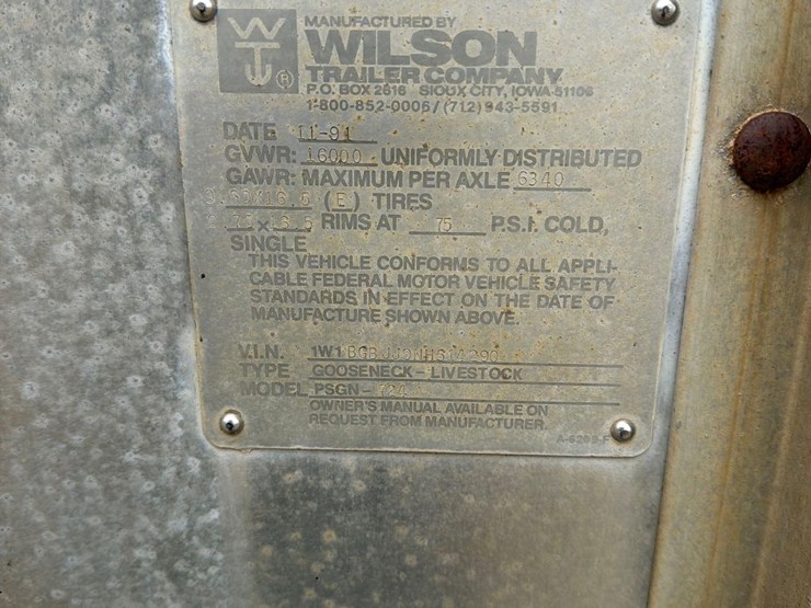 1991-wilson-livestock-trailer-image-14