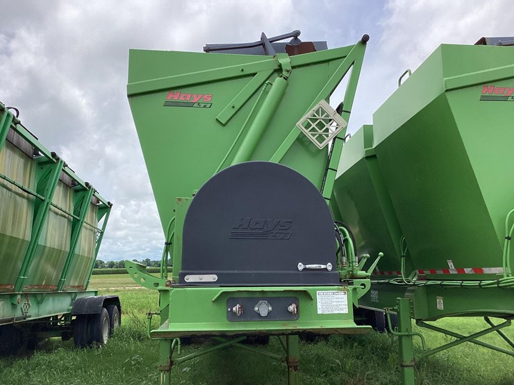 hays-lti-side-dump-bulk-hauler-image-2