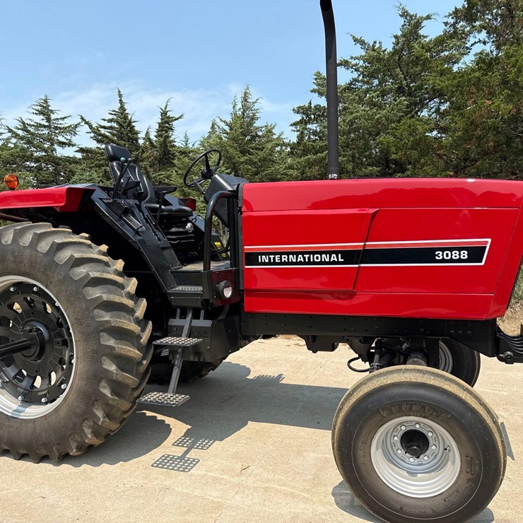 INTERNATIONAL 3088