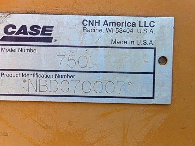 case-750l-image-5