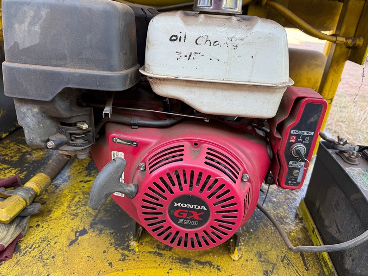 meyer-horizontal-3k-wp-gas-powered-3-station-accumulator-closing-unit,-skidded-image-7