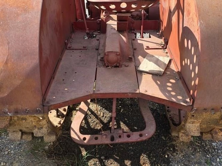 mccormick-deereing-1020-tractor-(not-running)-image-10