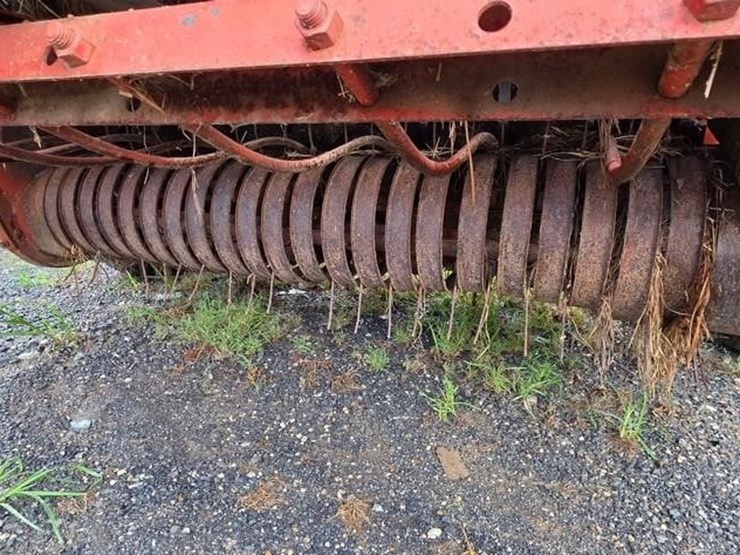 hesston-5585-image-21