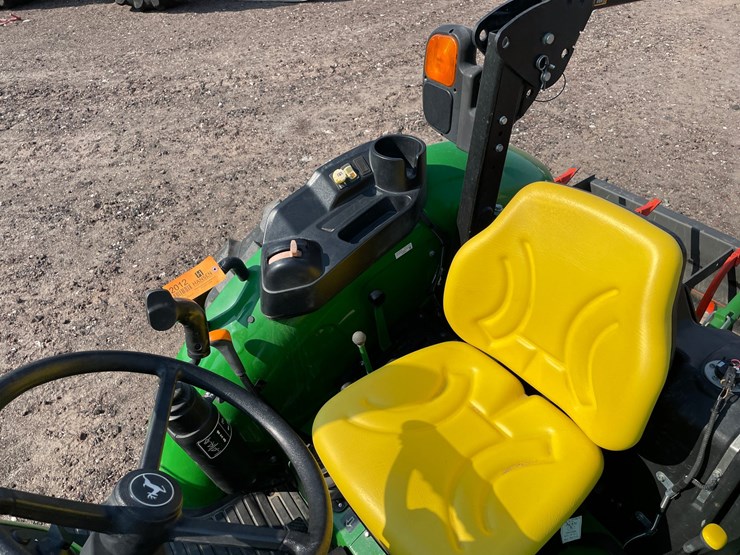 2022-john-deere-5055e-image-40