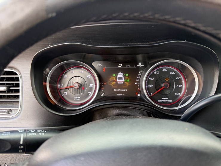 #33586-•-2015-dodge-charger-image-8