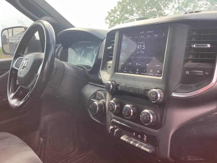 2021-ram-2500-hd-image-15