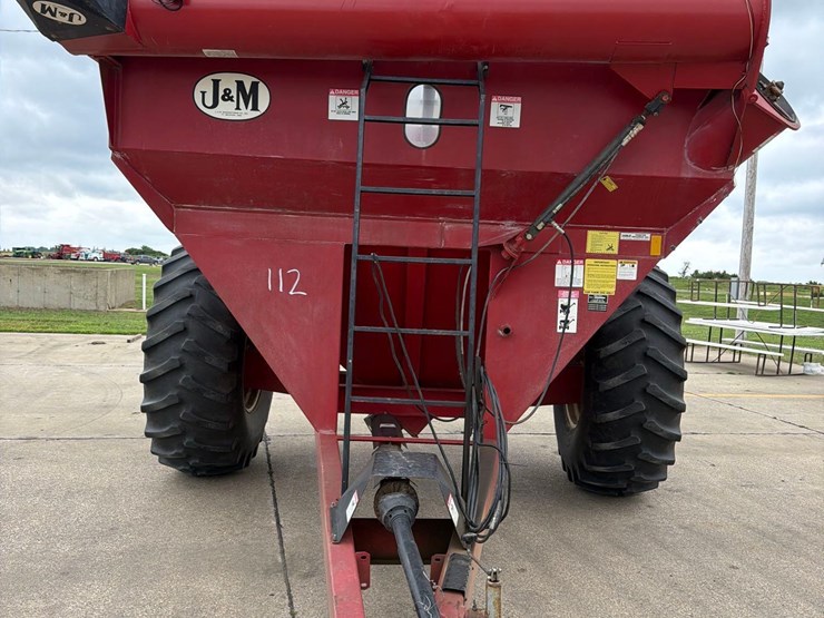 j&m-525-image-2