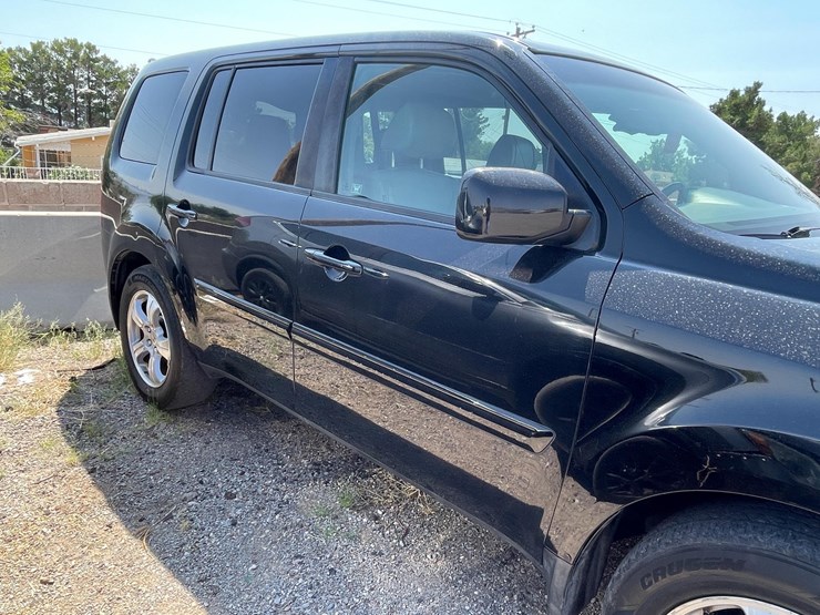 2010-honda-pilot-image-50