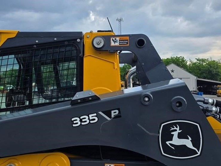 2025-deere-335-p-tier-image-26
