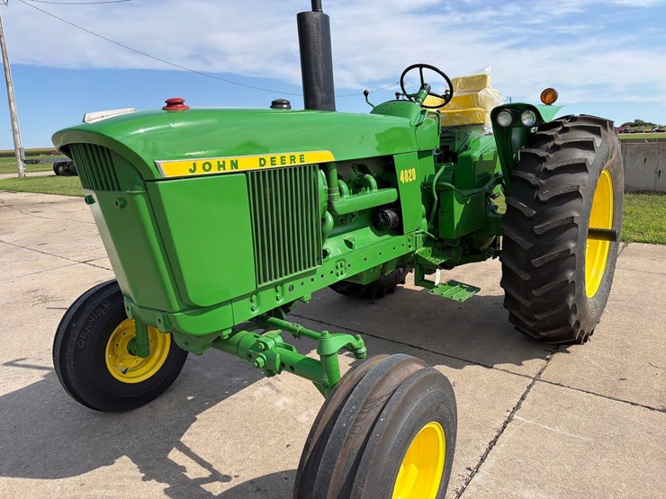 john-deere-4020-image-32