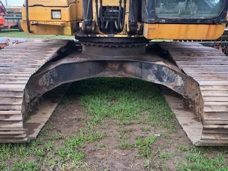 2011-deere-240d-lc-image-54
