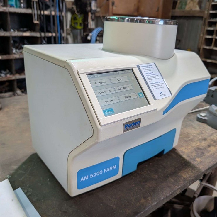 Perten AM 5200-Farm Grain Moisture Tester