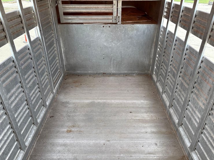 1989-kiefer-built-7ft-x-22ft-aluminum-gooseneck-livestock-trailer-image-42