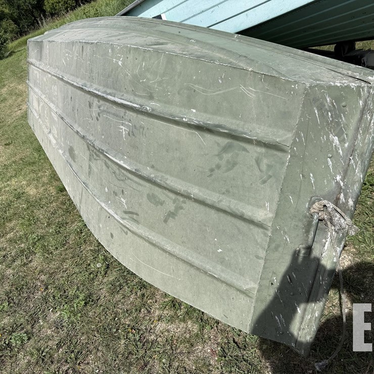 ALUMACRAFT JOHN BOAT