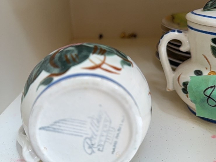pottery,-decorative-plates-image-1