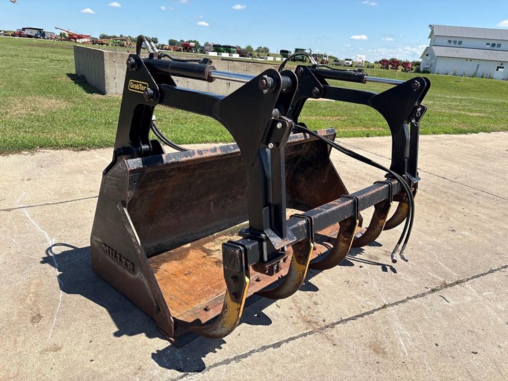 john-deere-640-image-1