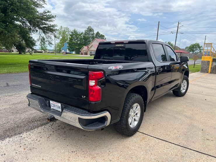2022-chevrolet-silverado-1500-image-8